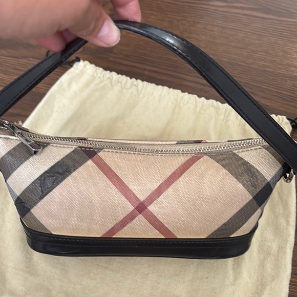 Burberry Beige and Black Women's Bag - Picture 9 of 11